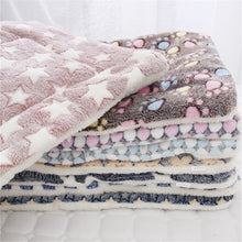 Load image into Gallery viewer, Fluffy Breathable Coral Blanket - Blue with Stars