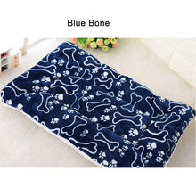 Load image into Gallery viewer, Fluffy Breathable Blanket / Bed for Dog Cat