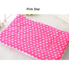 Load image into Gallery viewer, Fluffy Breathable Blanket / Bed for Dog Cat