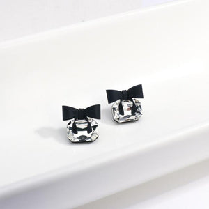 Sweet Black Bowknot Stud Earrings